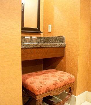Marriott At The Convention Center Hotel Visalia